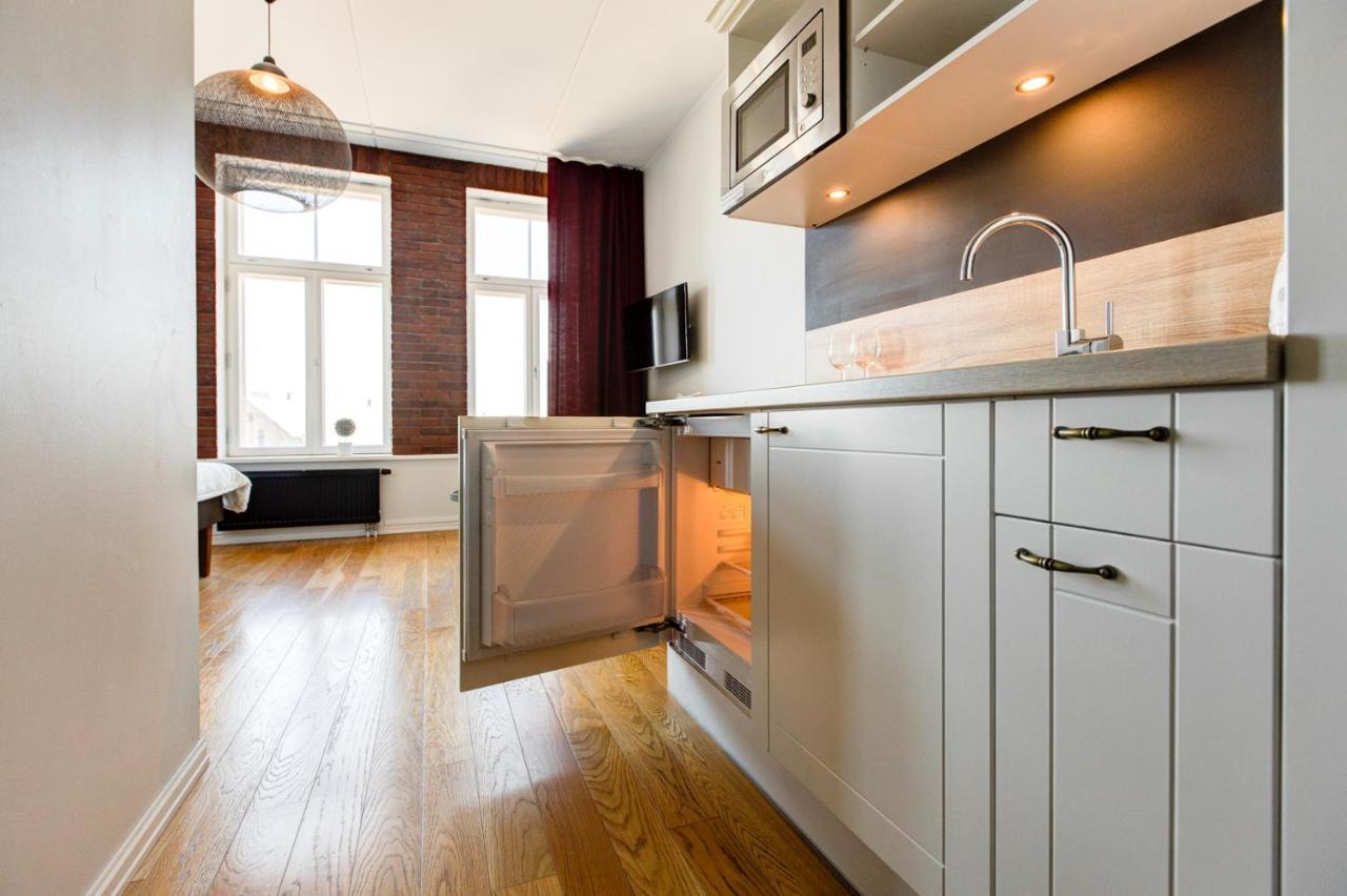 Stylish Studio In Perfect Location, 24H Reception Apartment Tallinn Exterior photo