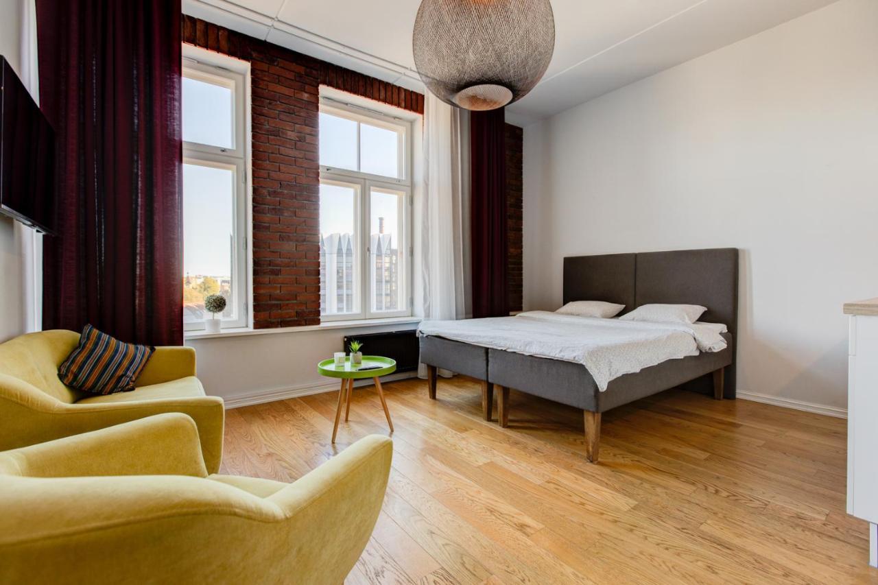 Stylish Studio In Perfect Location, 24H Reception Apartment Tallinn Exterior photo